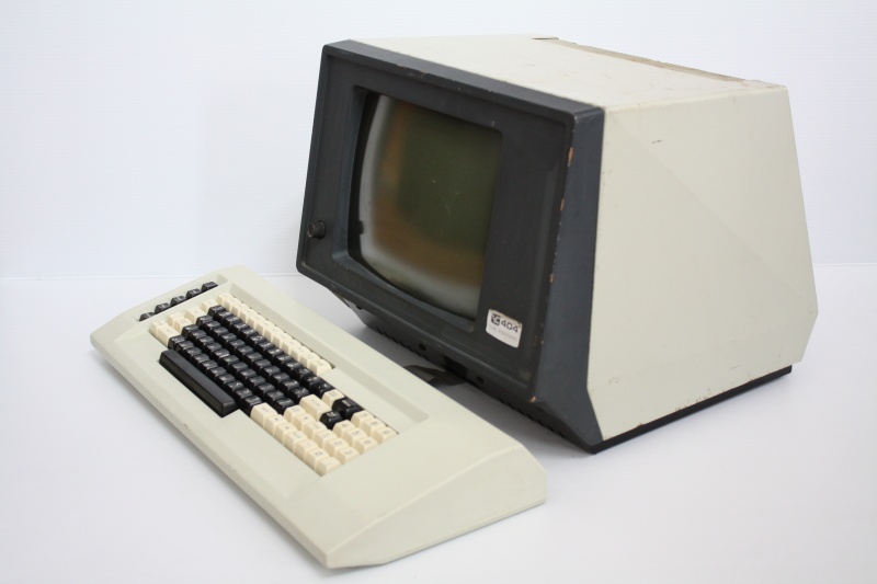 File:Volker-Craig VC404 Santo-1.jpg