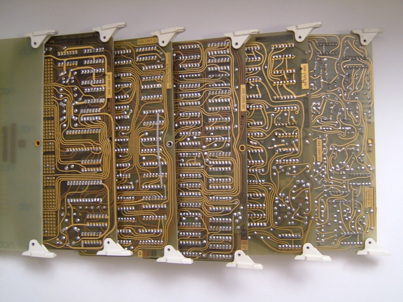 File:Tektronix 4002A Circuit Cards.jpg