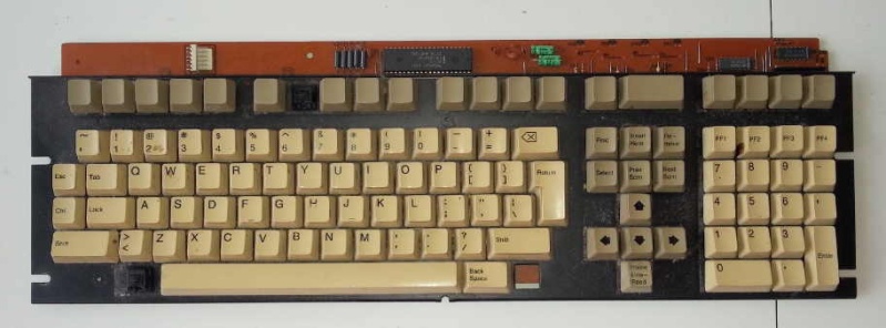 File:Falco 5220E keyboard pcb.jpg