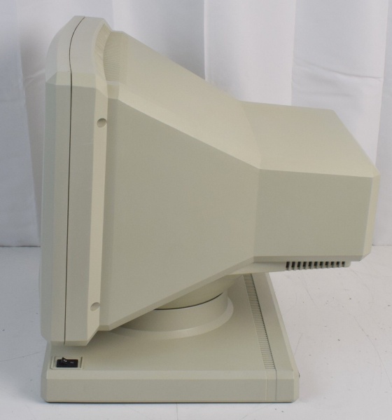 File:Falco 500-2.jpg