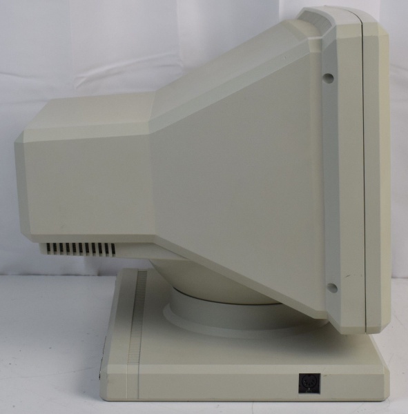 File:Falco 500-5.jpg