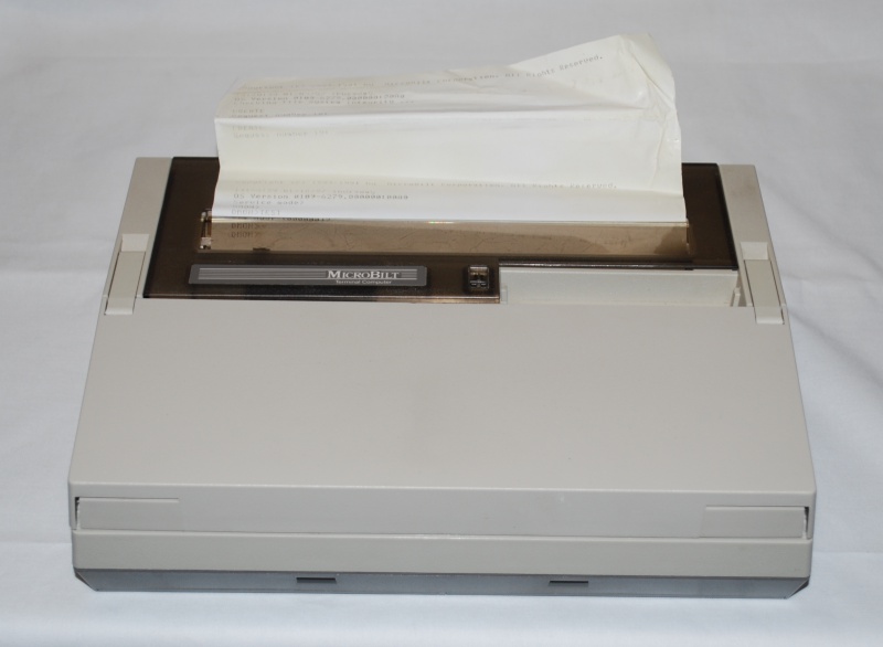 File:TI Travelite 1200 closed.jpg